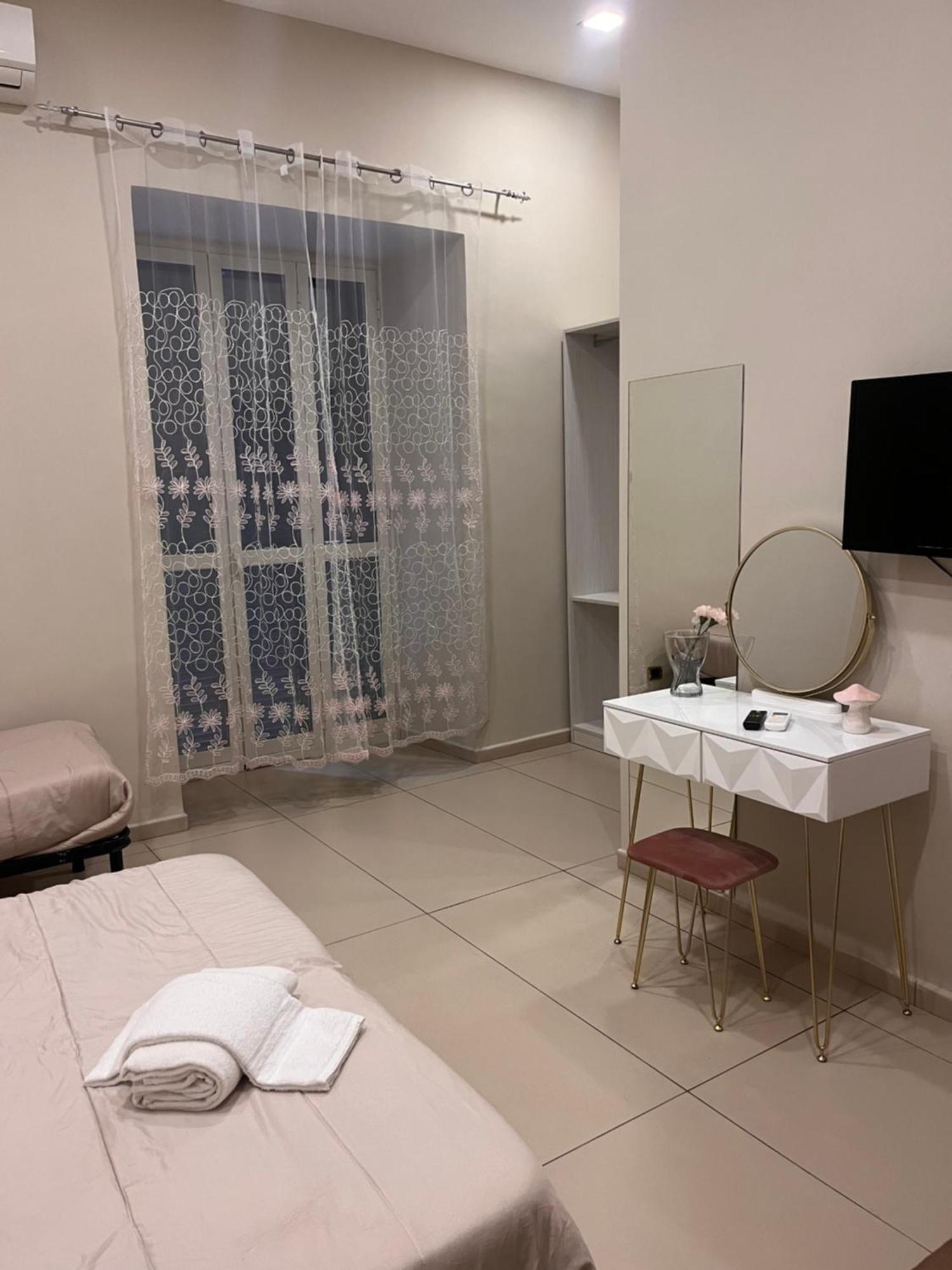 International Hotels Napoli Eksteriør bilde